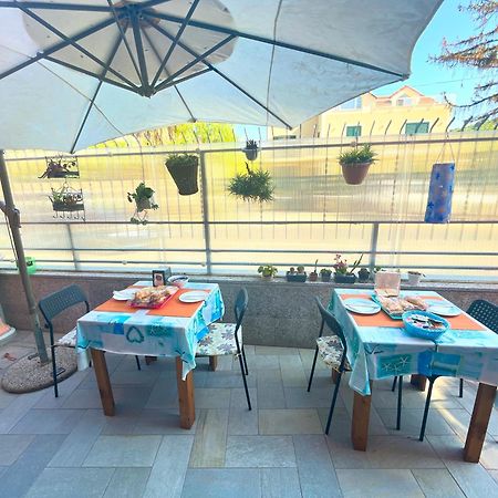 Tra Il Borgo E Il Mare Acomodação com café da manhã Cervo Exterior foto